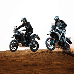 Новые модели CFMOTO 800МТ-Х Sport и Touring (ABS)