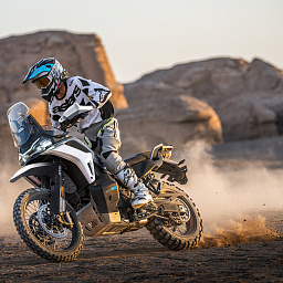 Новые модели CFMOTO 1000МТ-Х Sport и Touring (ABS)