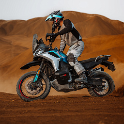 Новые модели CFMOTO 800МТ-Х Sport и Touring (ABS)