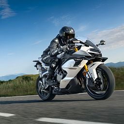 Новая модель CFMOTO 750SR-S. Премиальный спорт-байк.