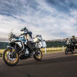 Новый CFMOTO 700MT Advanced